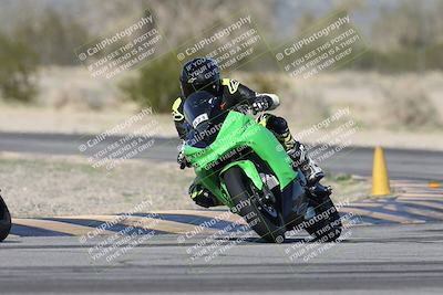 media/Jan-15-2026-Racers Edge (Thu) [[dfebeb70ab]]/3-B Group/Session 4 (Turn 5)/